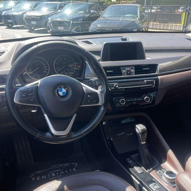 BMW - X1 - sDrive18d xLine