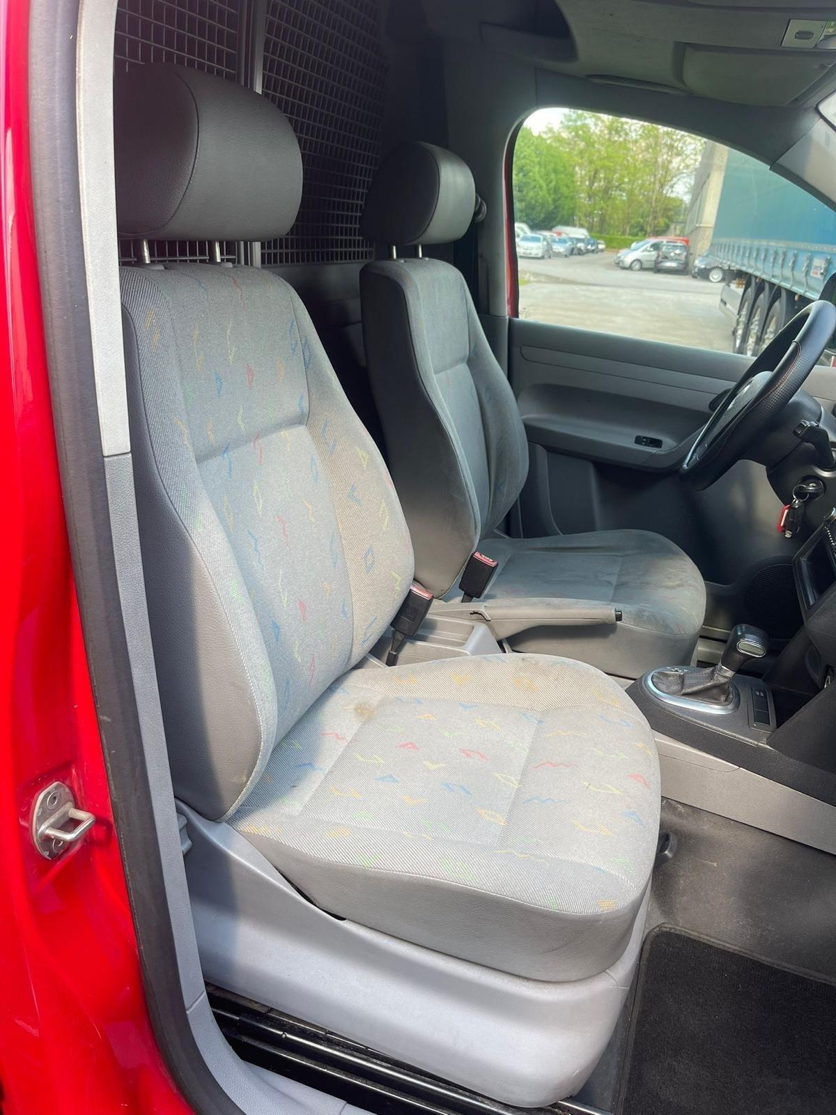 Volkswagen Caddy 1.9 TDI 105CV DSG 4p. Van