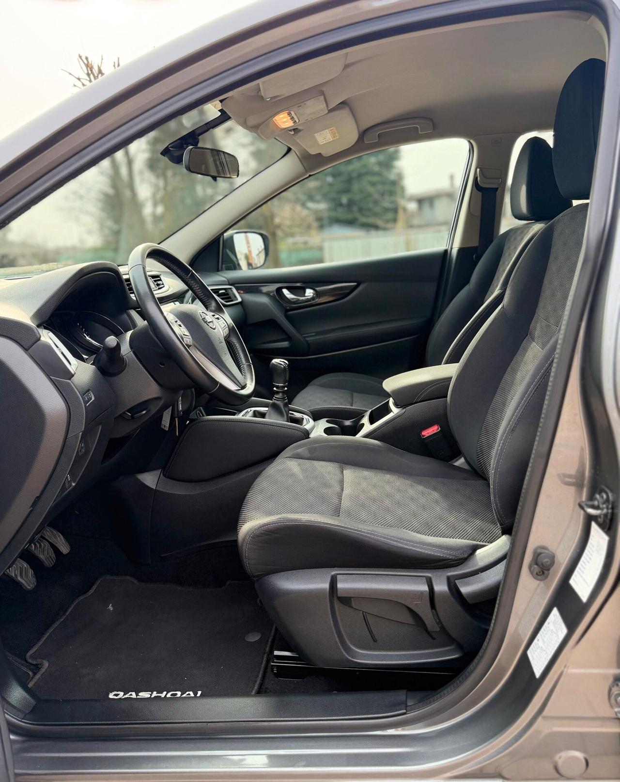 Nissan Qashqai 1.5 dCi Tekna euro6b