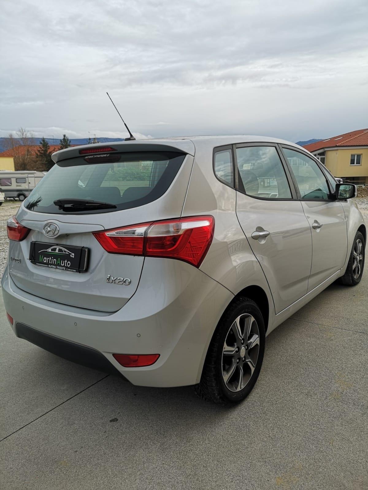 Hyundai i20 1.6 benz 124 CV - 2016