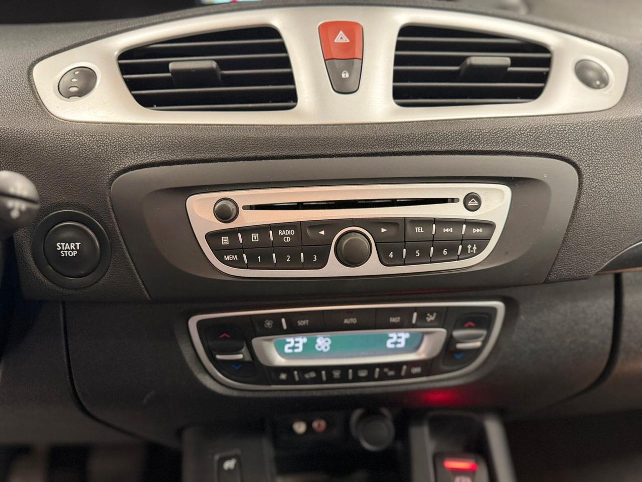 Renault Scenic GRAND Scénic X-Mod 1.6 benzina *7 POSTI*