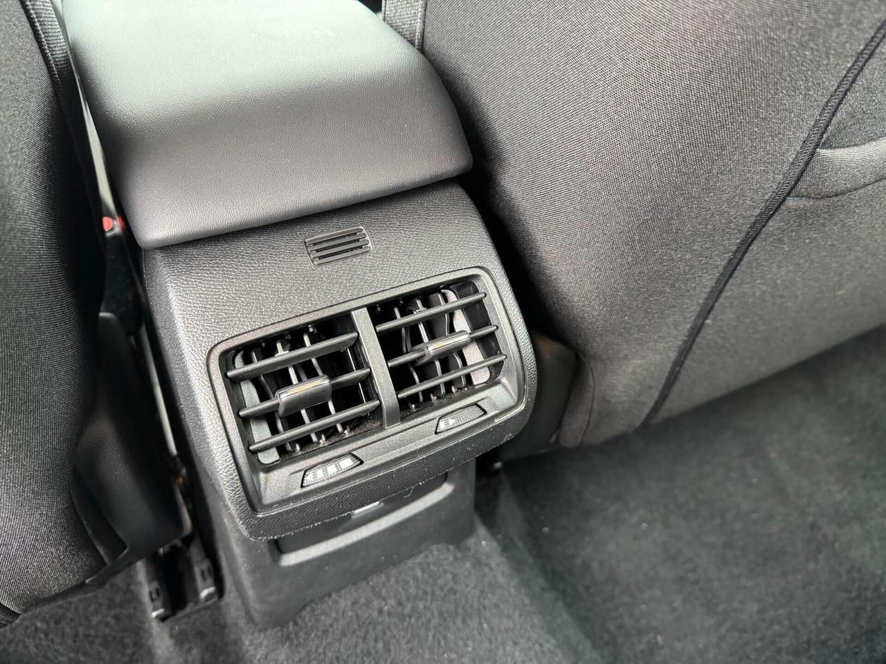 Citroen C4 BlueHDi 130 S&S EAT8 Feel Pack