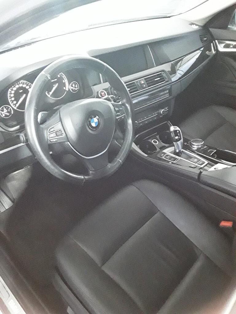 BMW 520 D LUXURY