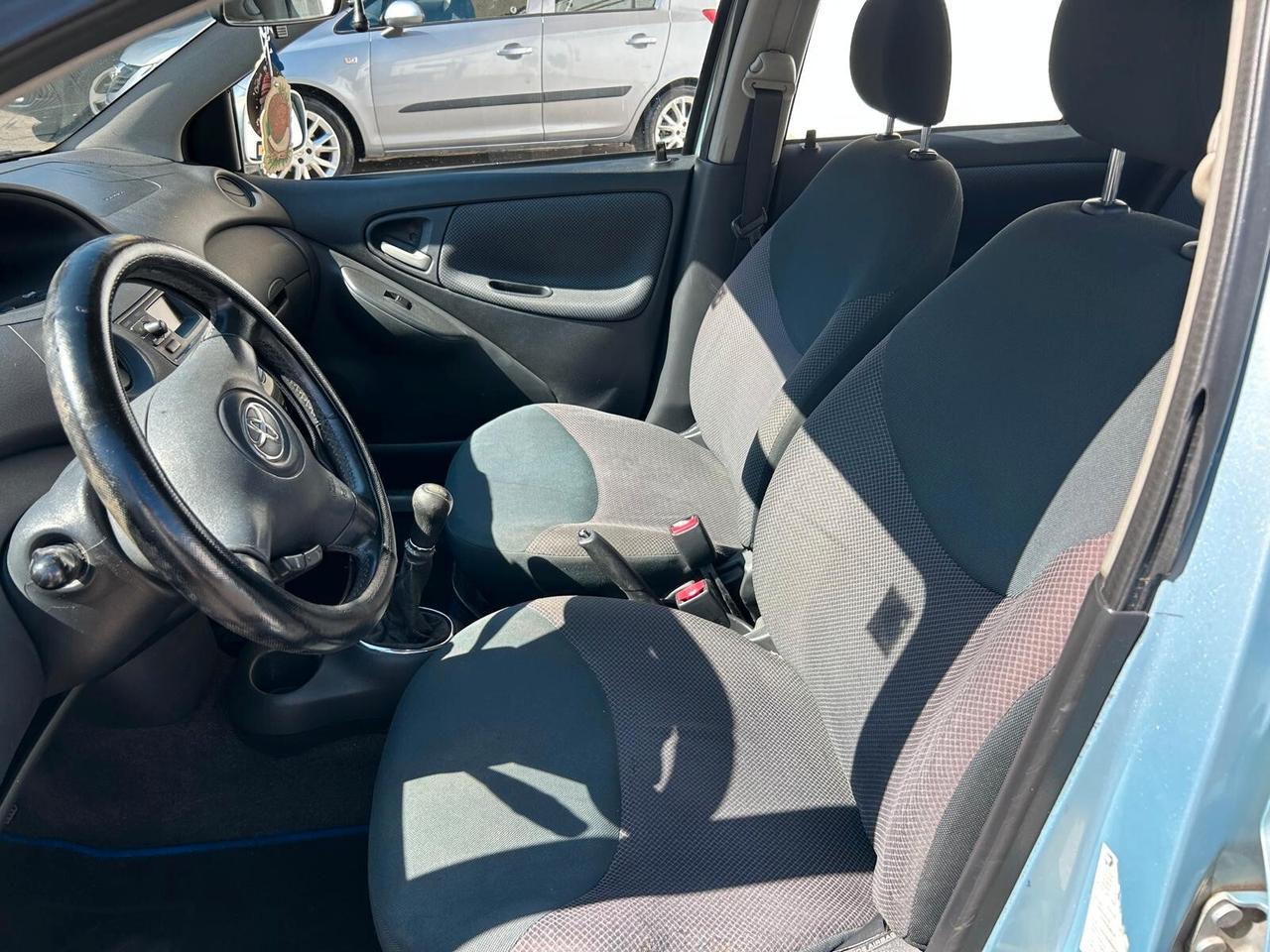 Toyota Yaris 1.4cc diesel (PRIVATO)-2003