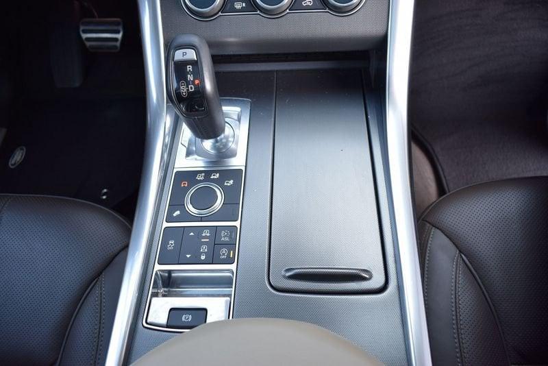 Land Rover RR Sport Range Rover Sport 3.0 TDV6 HSE IVA ESPOSTA