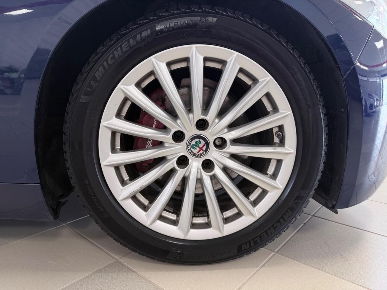 Alfa Romeo Giulia 2.2 Turbodiesel 180 CV Business Sport