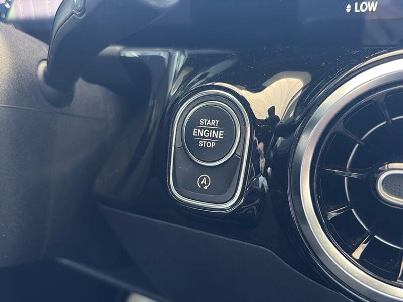 Mercedes-Benz GLA GLA 180 d Automatic Sport