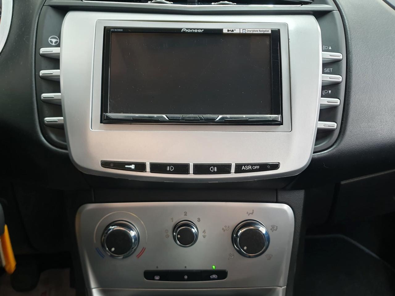 Lancia Delta 1.6 MJT 105cv Silver2013