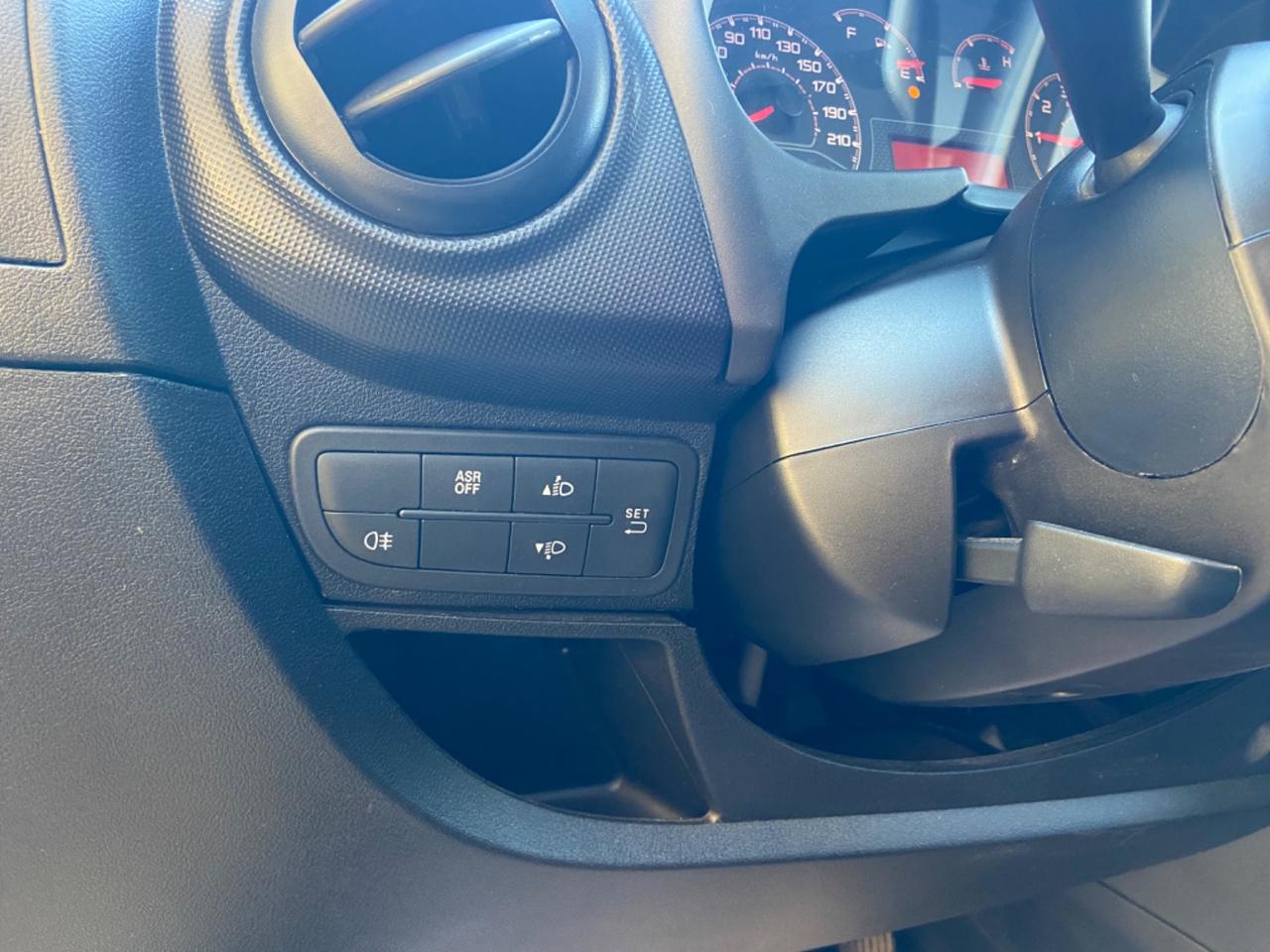Fiat Fiorino 1.3 MJT 95CV Cargo SX
