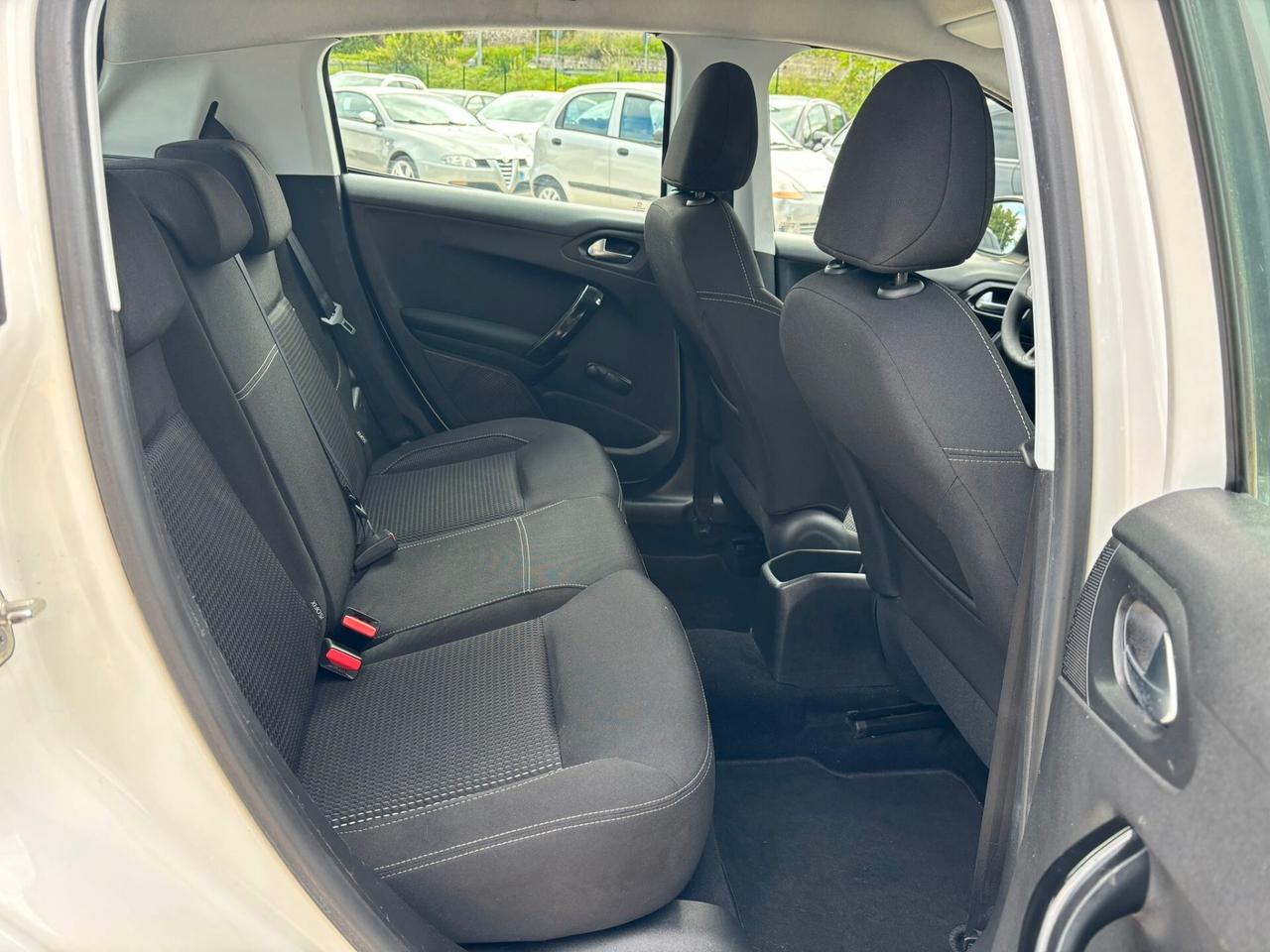 PEUGEOT 208 1.5 BLUE-HDI - 2020
