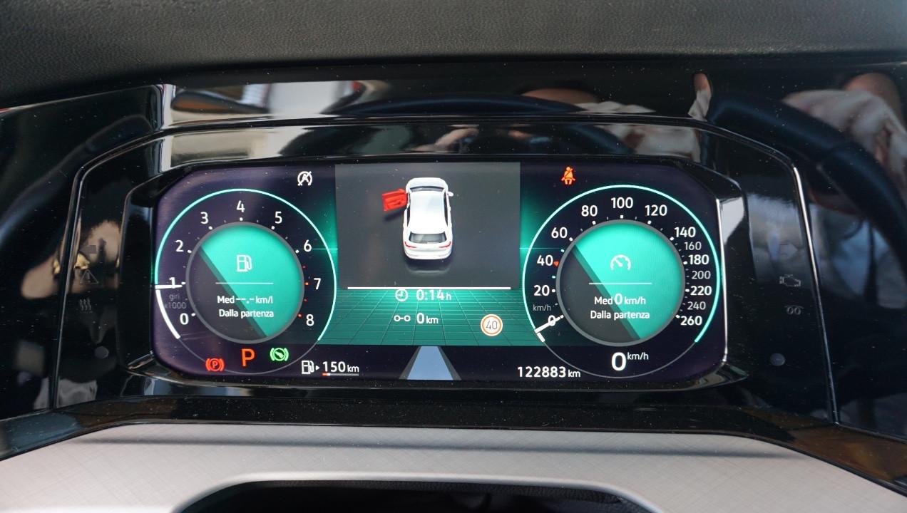 Volkswagen Golf 1.0 etsi evo Life 110cv dsg