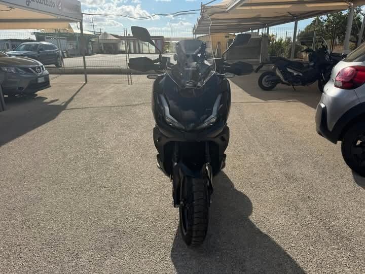Honda X-ADV 350 NUOVO PRONTA CONSEGNA