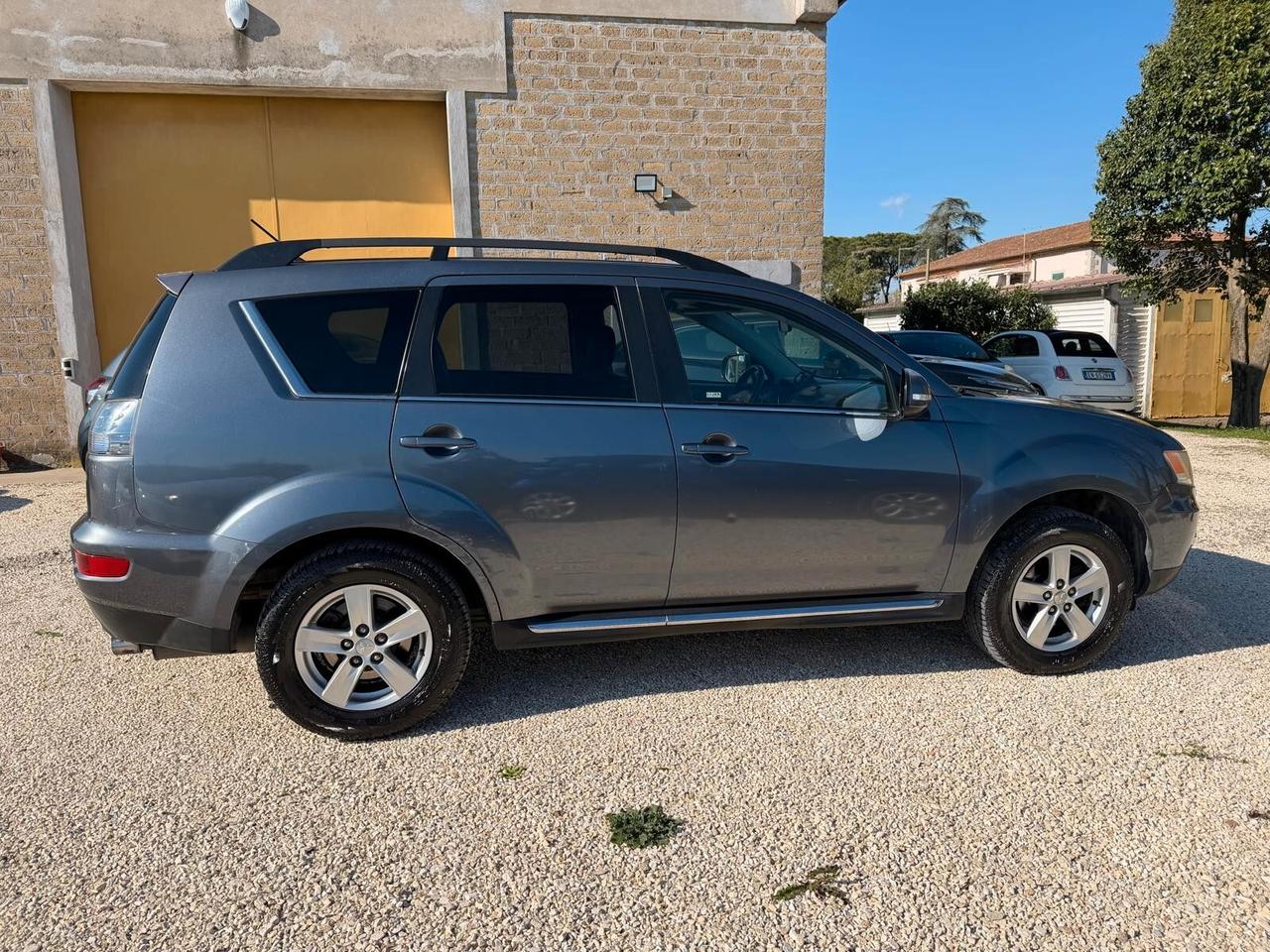 Mitsubishi Outlander 4x4 Cambio Automatico 7 Posti