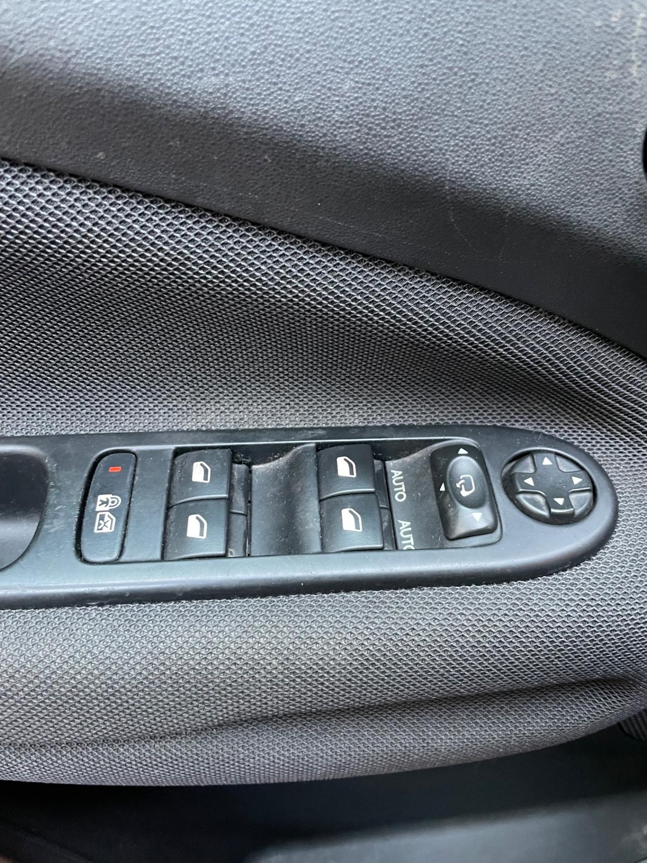 Citroen C3 Picasso 1.2 Neopatentati Euro 6