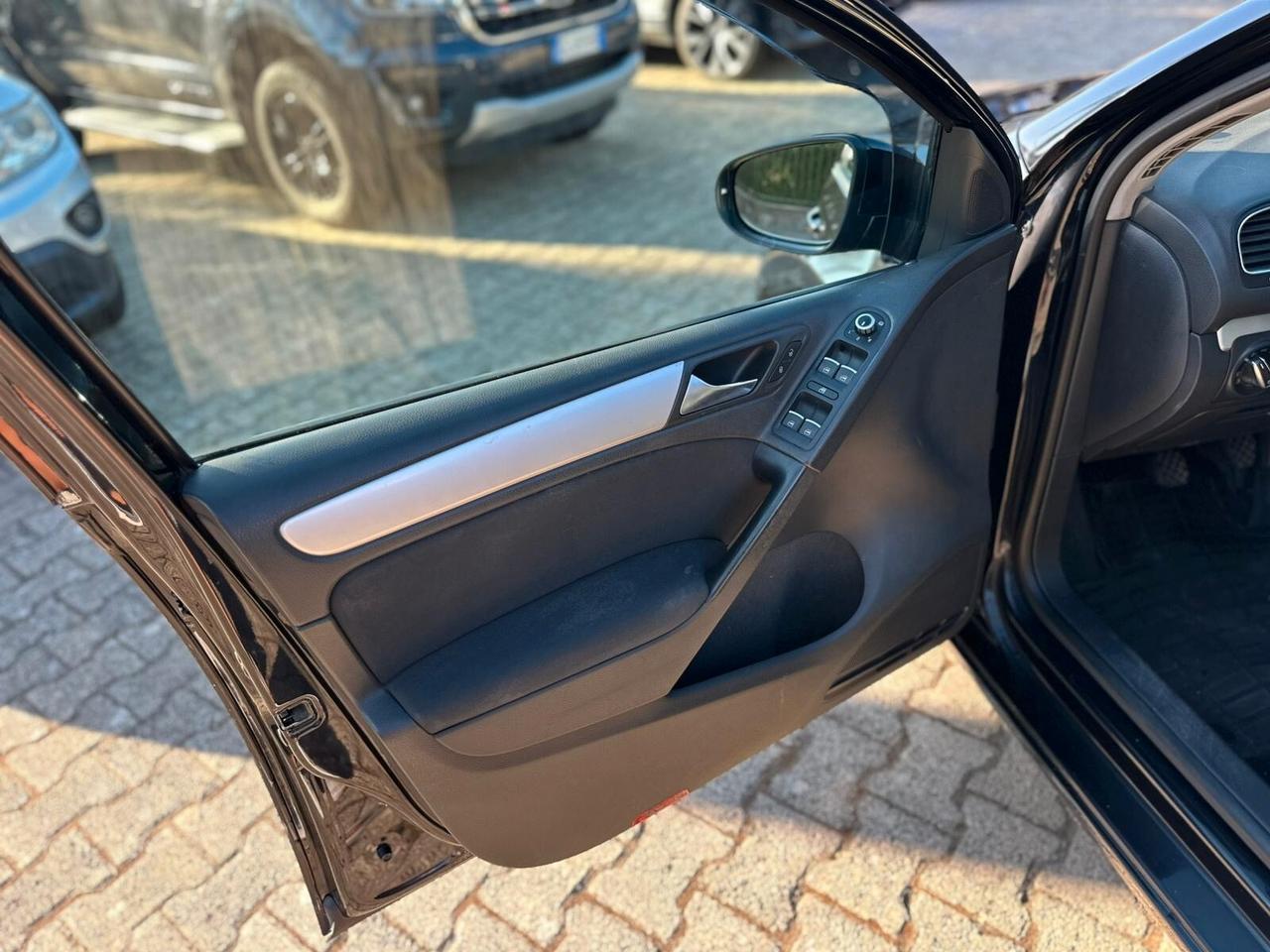 Volkswagen Golf 2.0 TDI 140CV DPF 5p. Highline