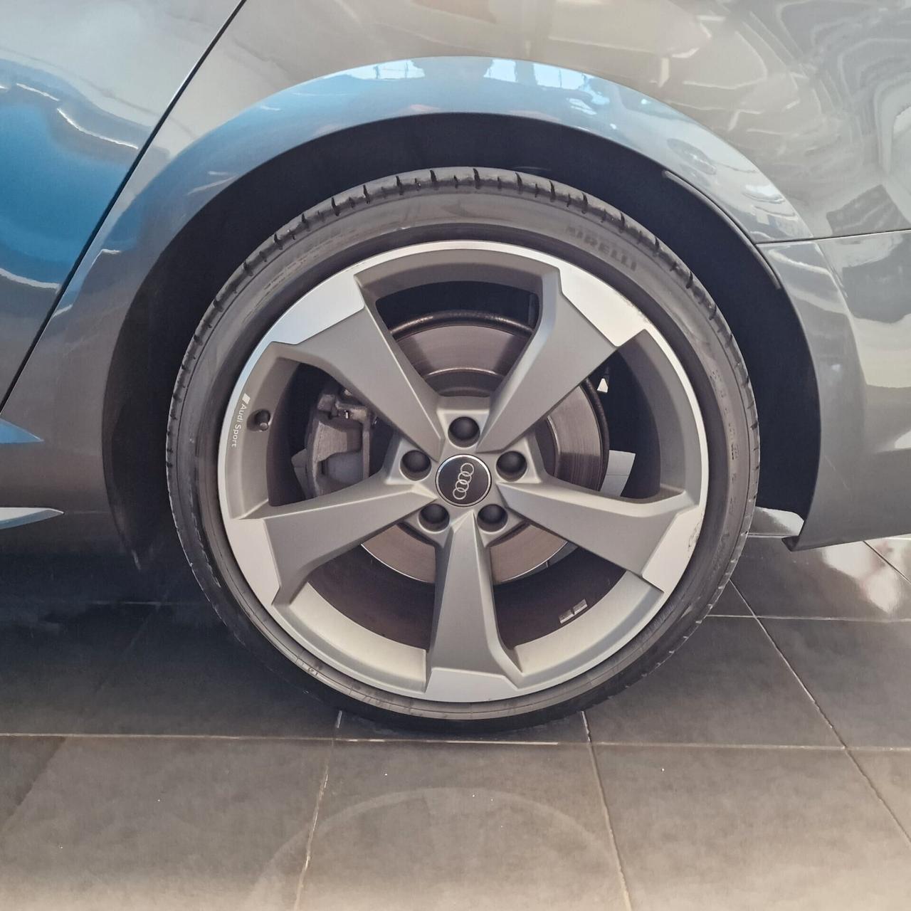 Audi A4 Avant 3.0 TDI 272 CV quattro tiptronic S-LINE