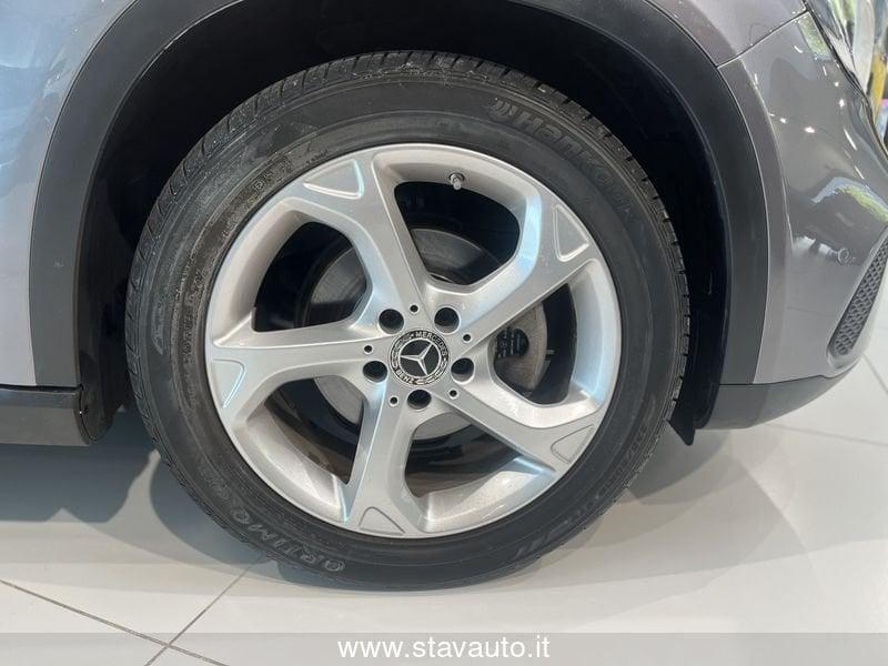 Mercedes-Benz GLA 180 1.6BZ SPORT