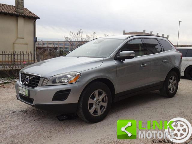 VOLVO XC60 D4 Geartronic Momentum