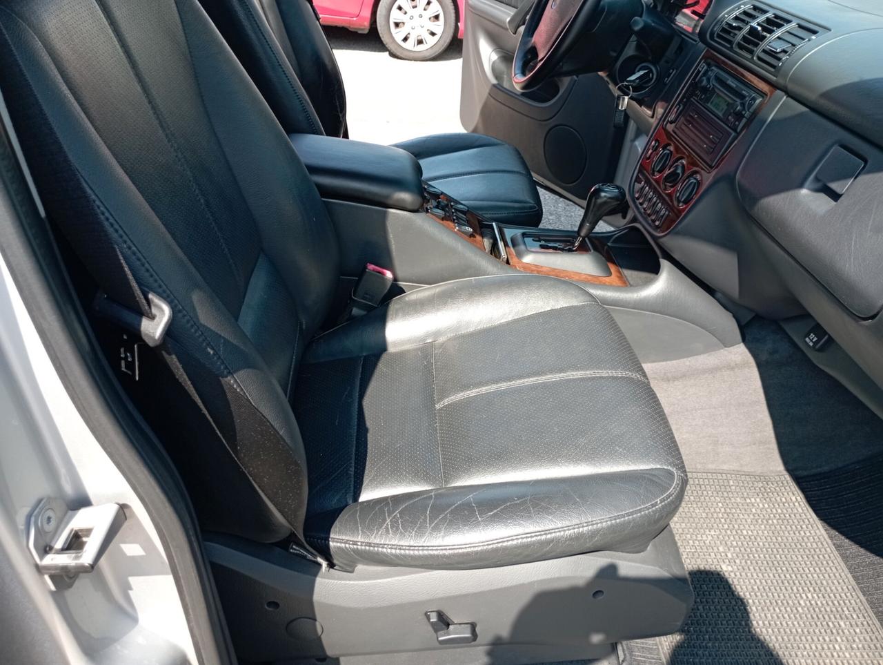 Mercedes-benz ML 270 7 POSTI