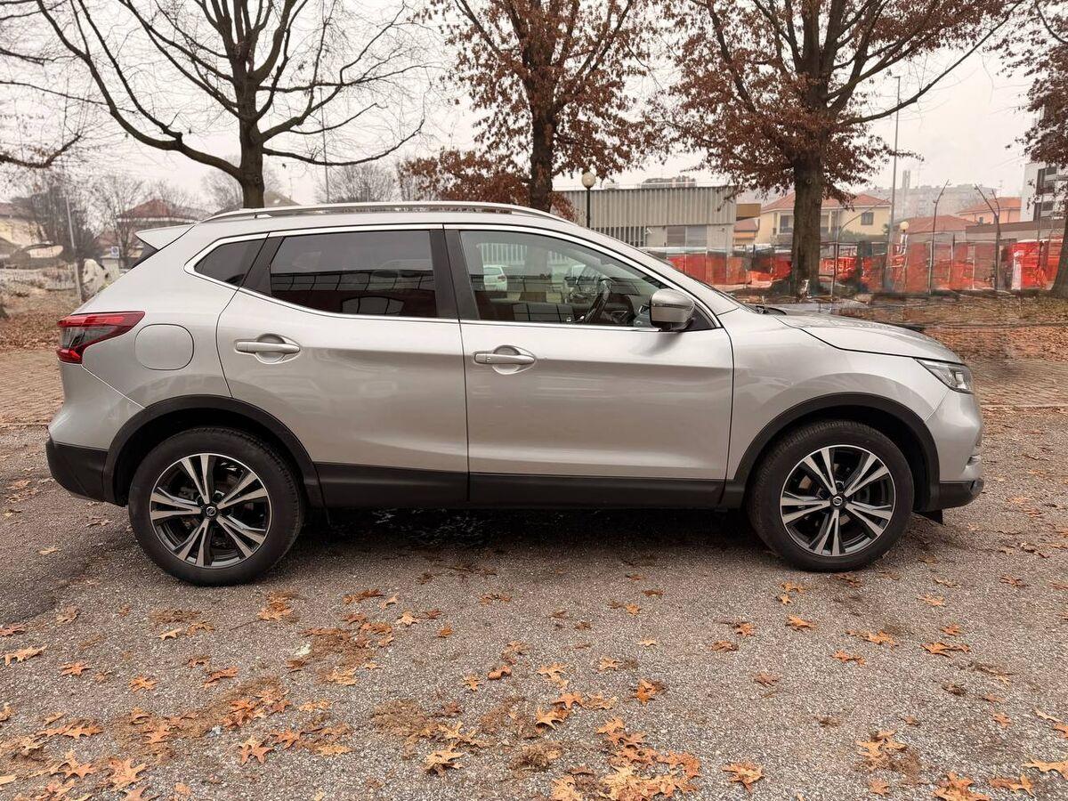 Nissan Qashqai 1.5 dci N-Connecta 115cv dct