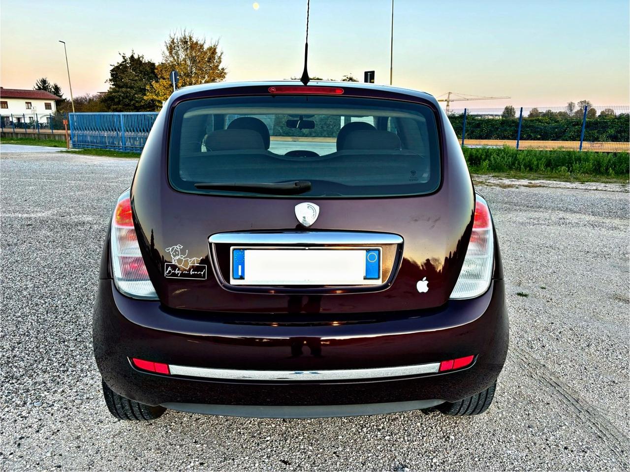 Lancia Ypsilon 1.3 MJT 90 CV Platino