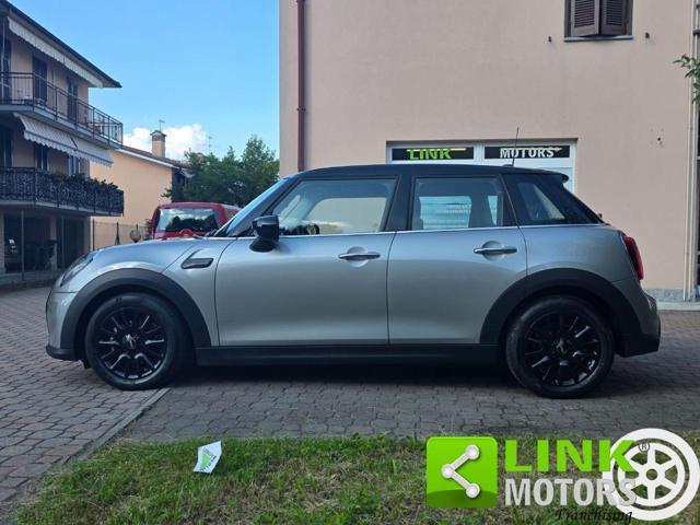 MINI Cooper 1.5 Cooper Essential 5 porte