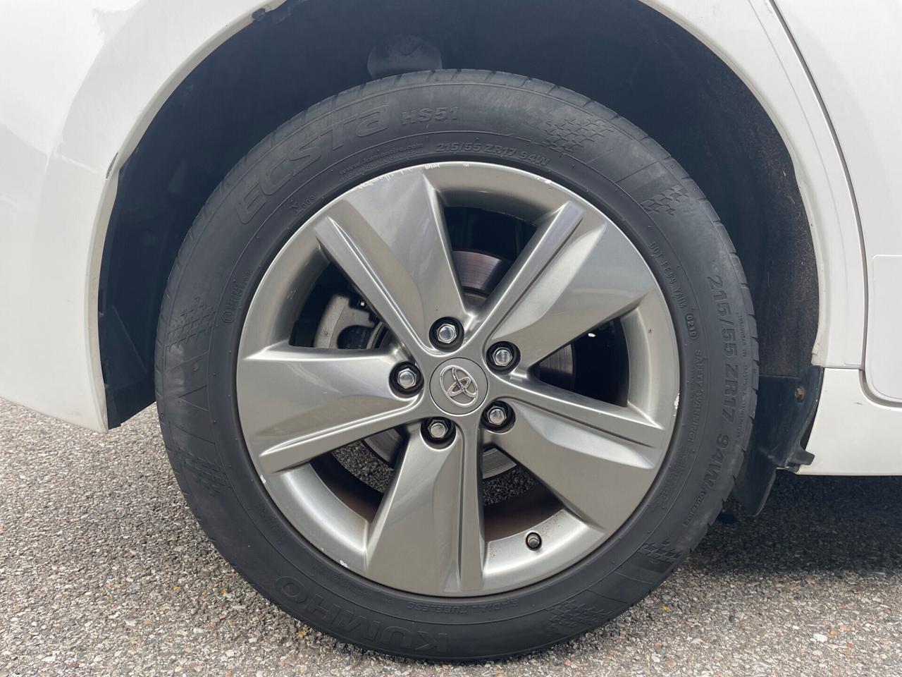 Toyota Verso 1.6 D-4D 7 posti*Tetto*Navi*Neopatentati*