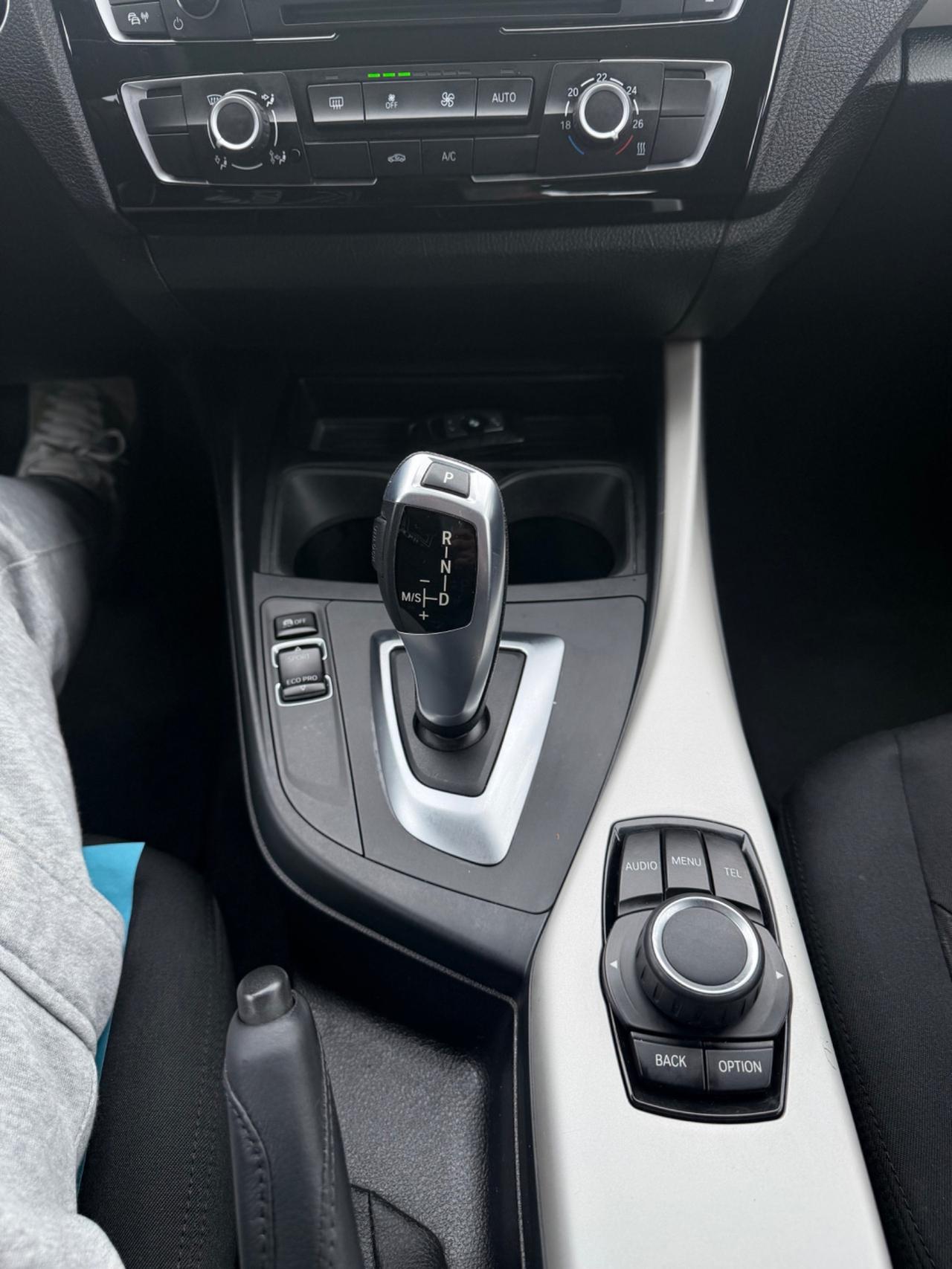 BMW 116d 116CV/URBAN-BUSINESS/2017