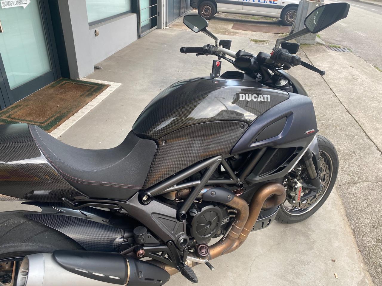 Ducati Diavel Carbon