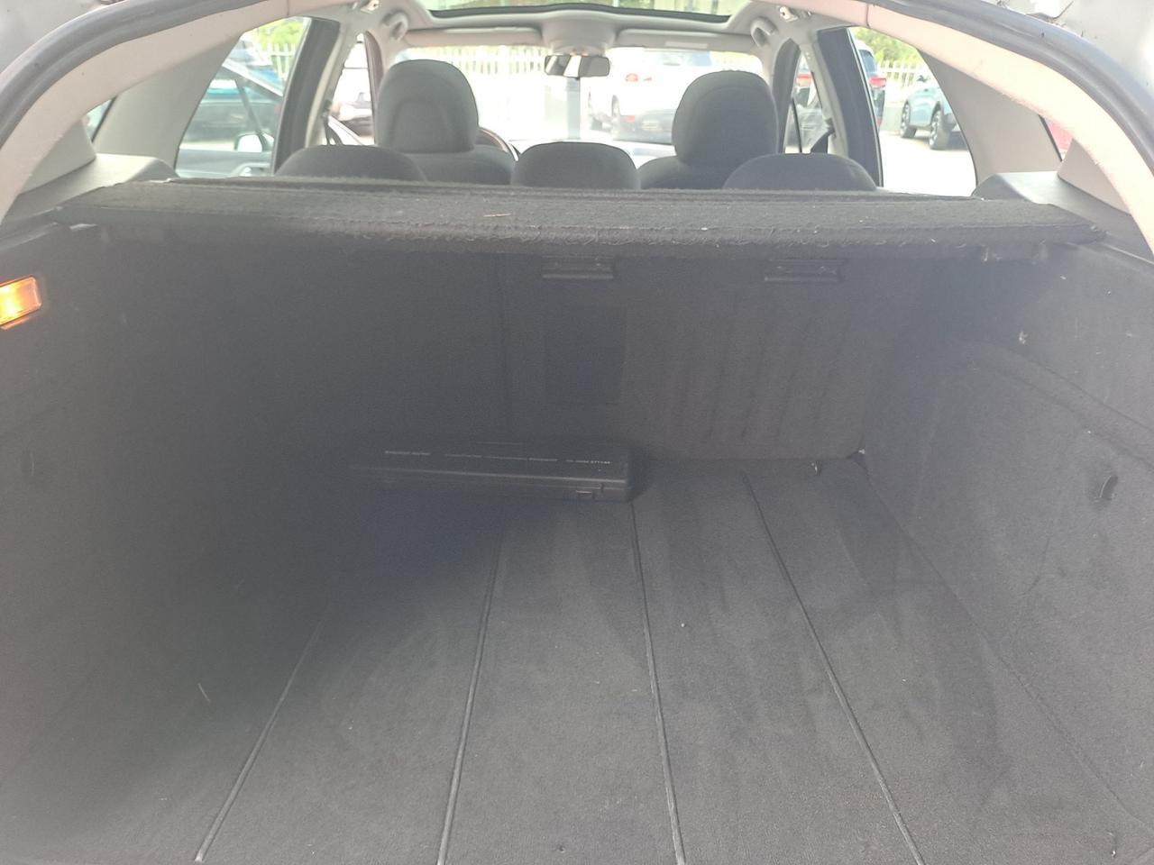 PEUGEOT 407 1ª serie - 407 2.0 HDi aut. SW Sport