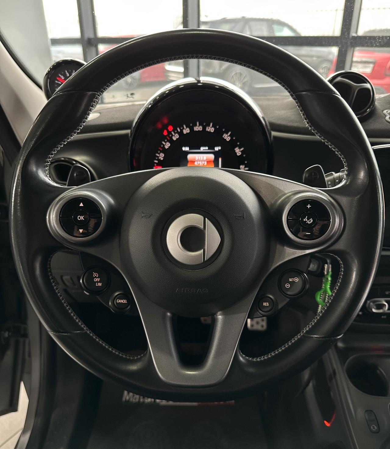 Smart ForFour 0.9cc 109cv Brabus JBL TettoPanoramico Finanziabile