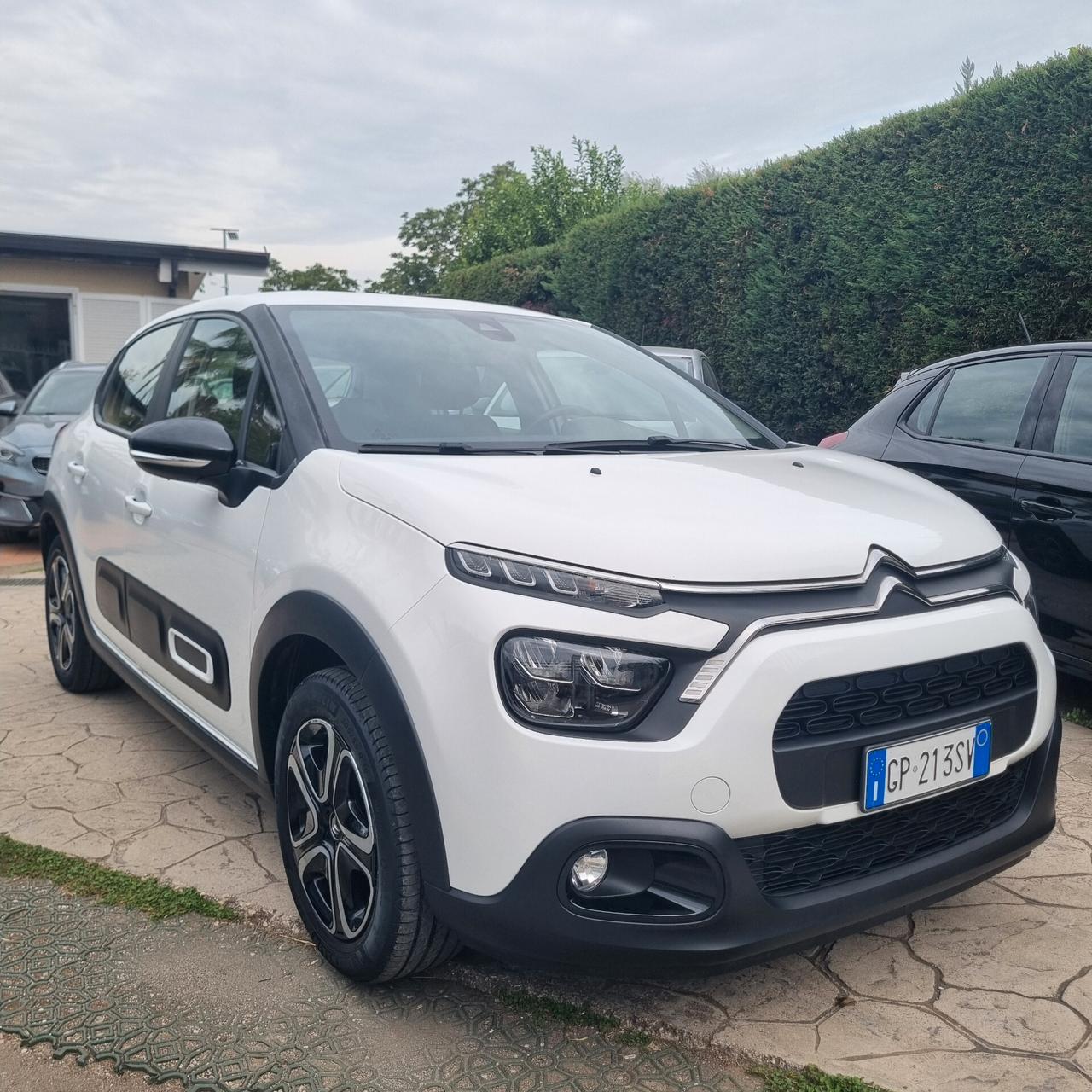 Citroen C3 BlueHDi 100 S&S Shine Pack