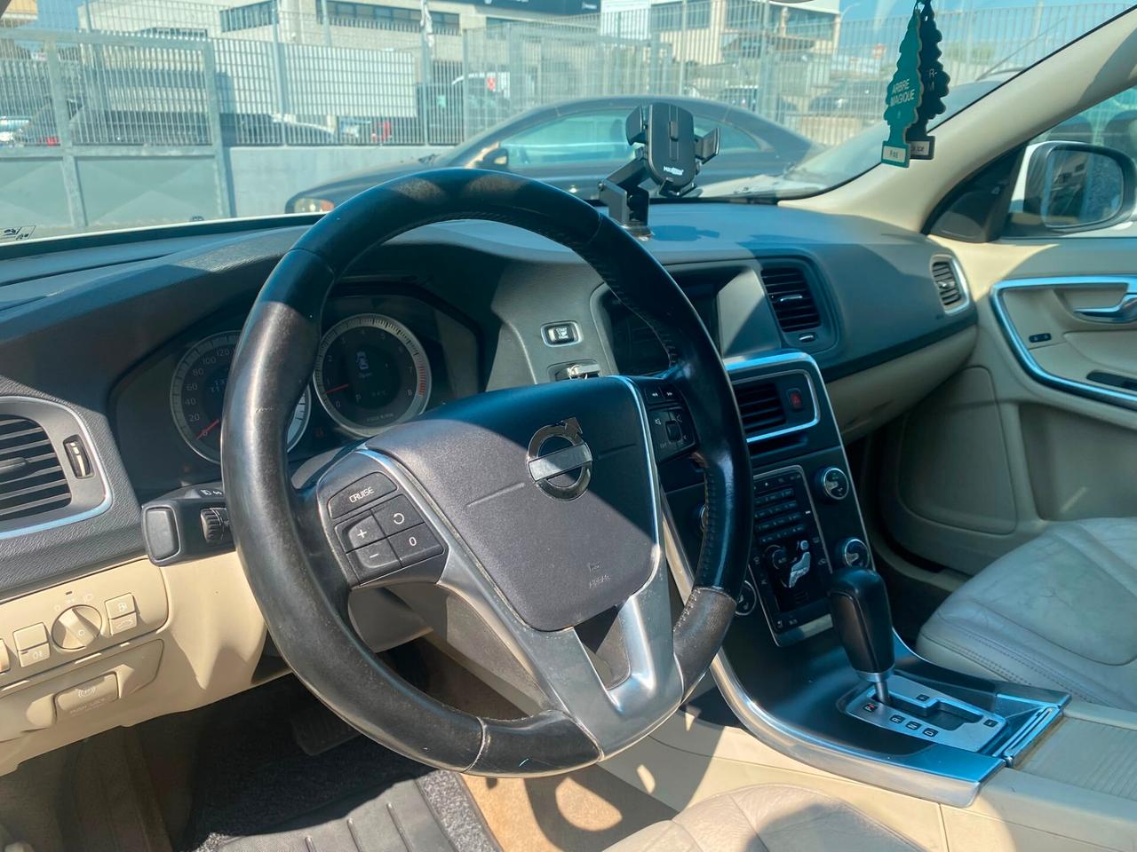Volvo S60 T6 AWD Geartronic R-design