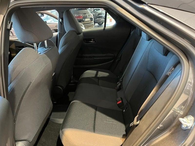 Toyota C-HR C-HR 2.0 HV Trend