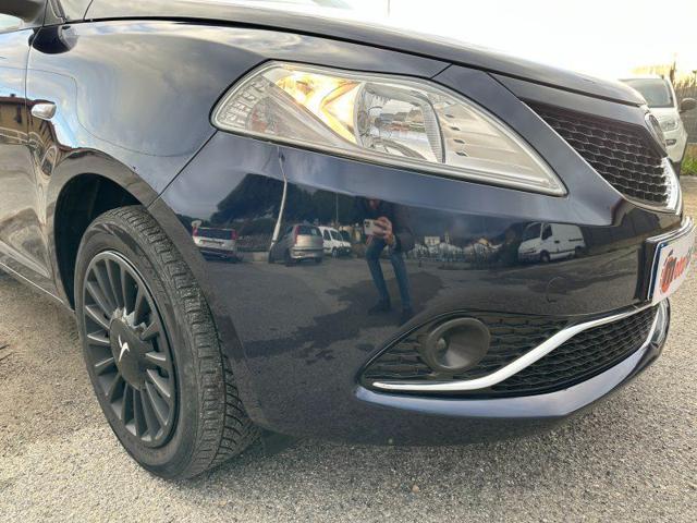 LANCIA Ypsilon 1.2 69 CV 5 porte Mya