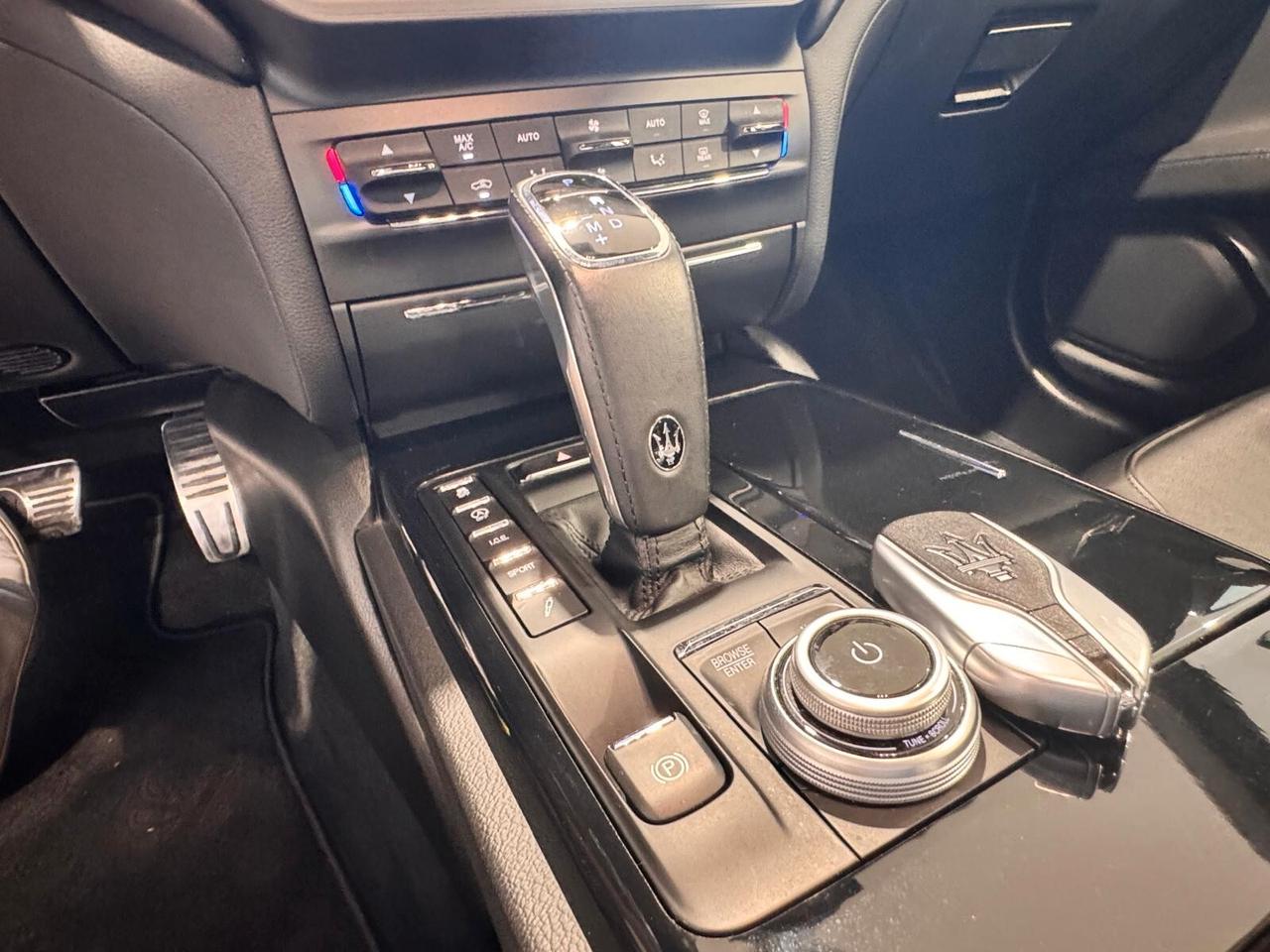 Maserati Ghibli V6 Diesel 275 CV Gransport