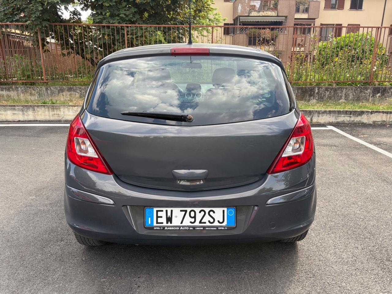 Opel Corsa 1.2 85CV 5 porte GPL-TECH Edition