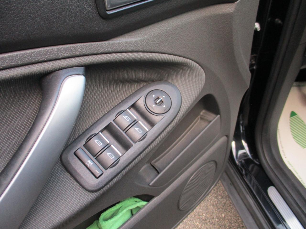 Ford Kuga 2.0 TDCi 136 CV 4WD Titanium DPF