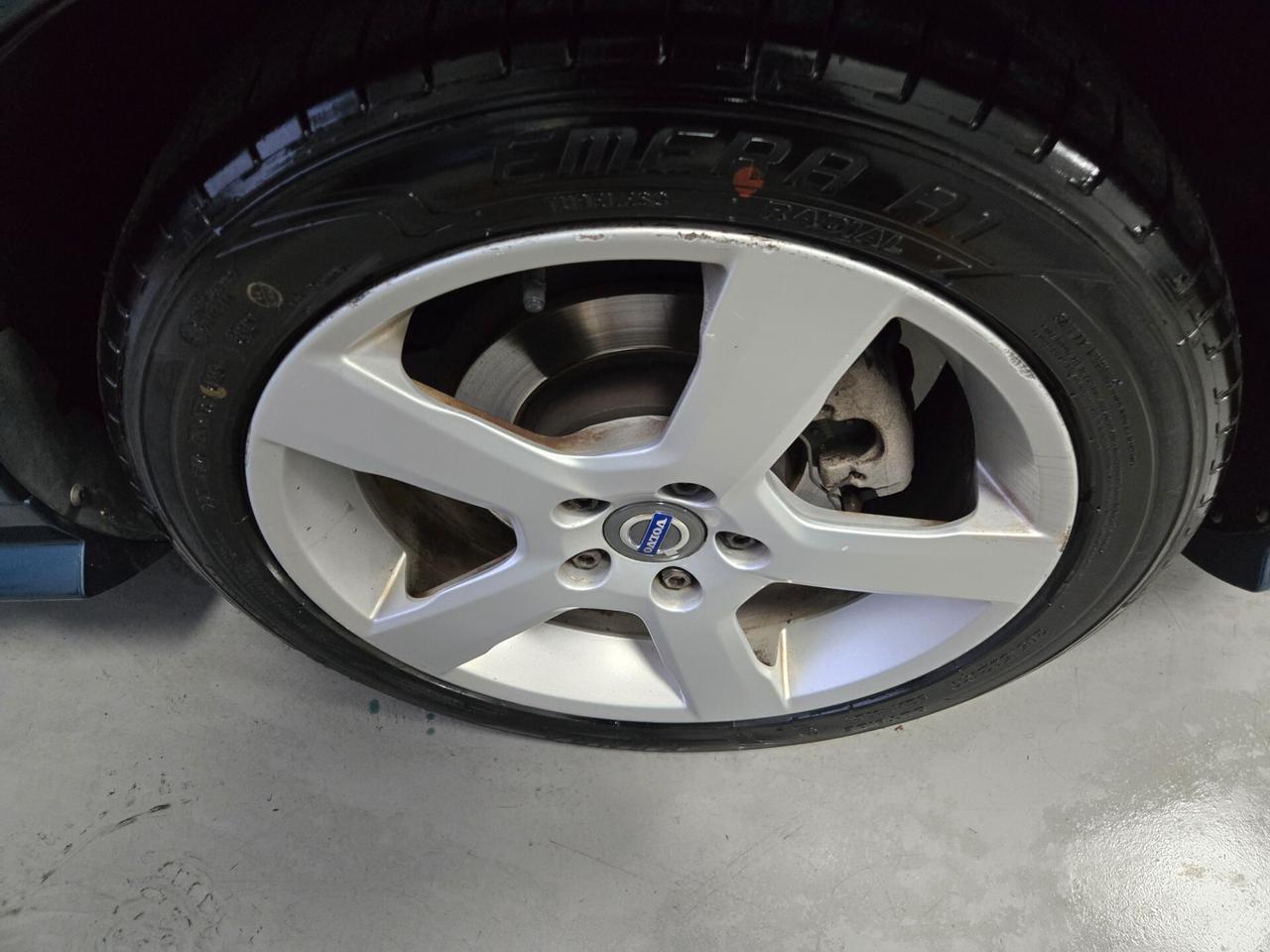 Volvo V50 D2 R-design