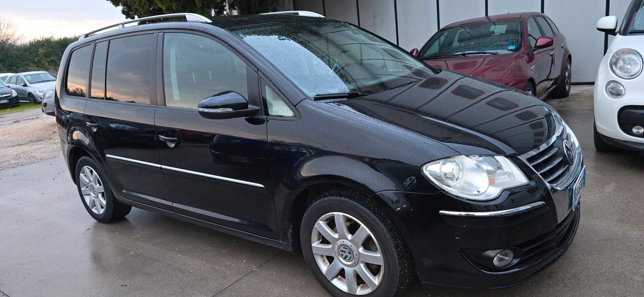 Volkswagen Touran 2.0 TDI 170CV DPF Highline