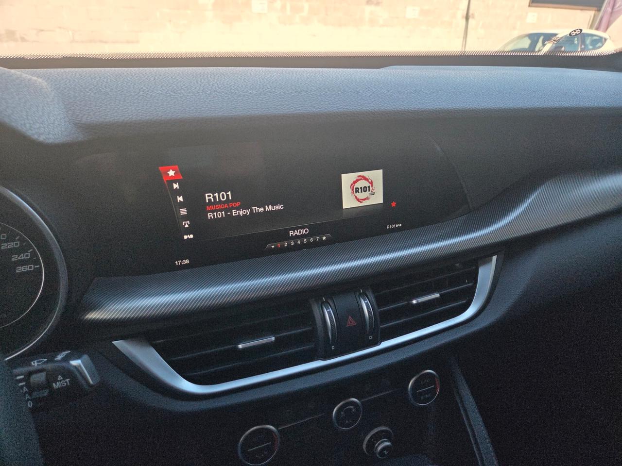 Alfa Romeo Stelvio 2.2 T.D 180 CV AT8 Q4 Executive VETTURA PER OPERATORI DEL SETTORE
