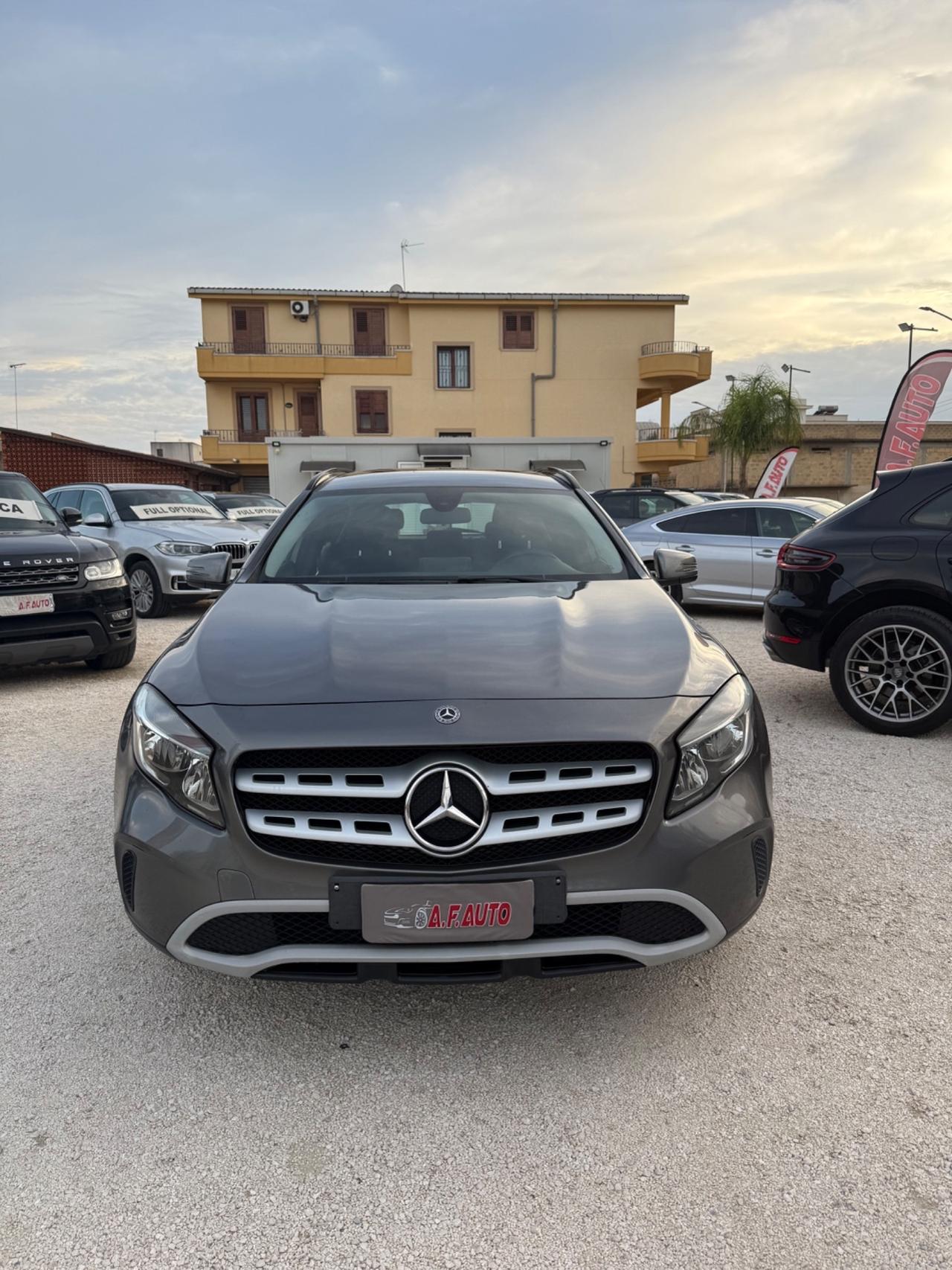 Mercedes-benz GLA 200 d Automatic 4Matic Premium