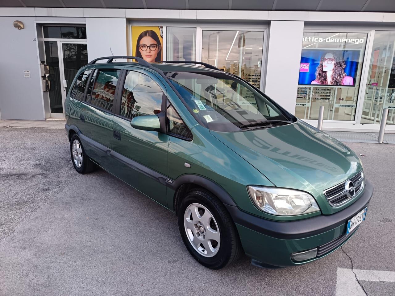 Opel Zafira 1.6cdx 16 v 7 posti