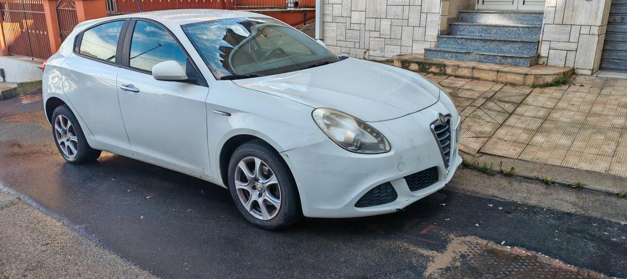 Alfa Romeo Giulietta 1.6 JTDm-2 105 CV Exclusive