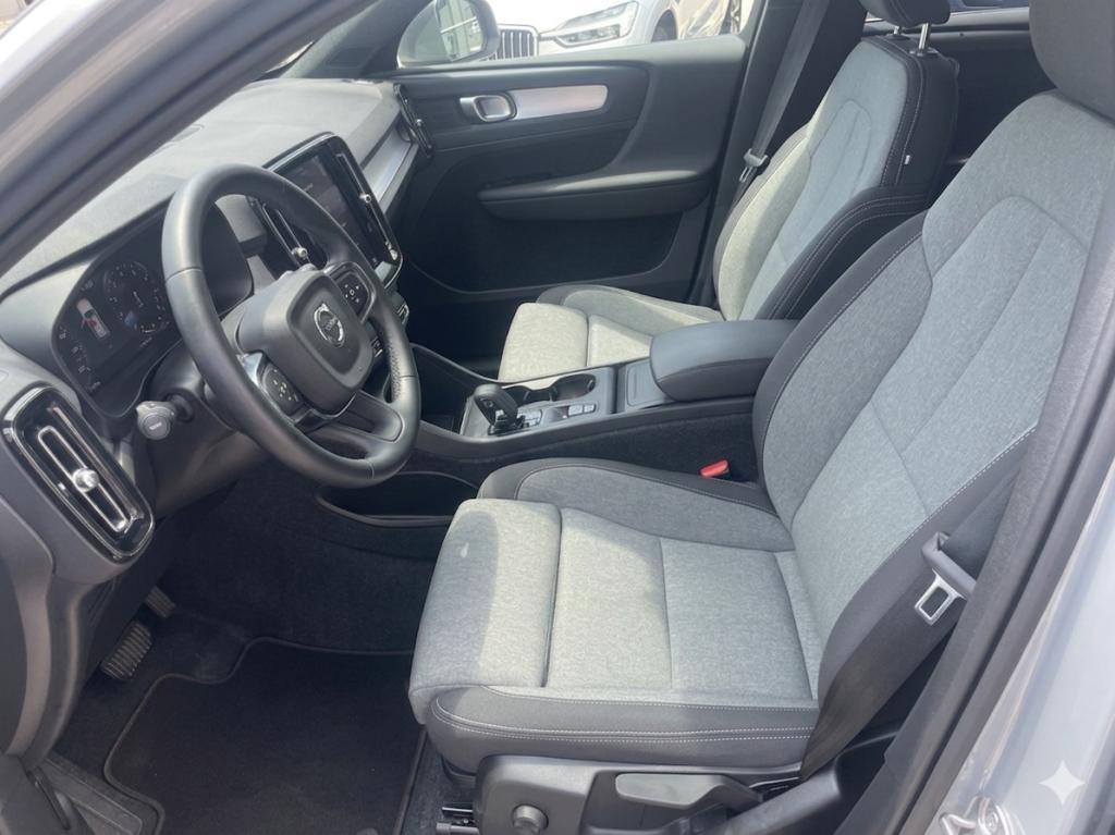 VOLVO - XC40 - B3 automatico Core