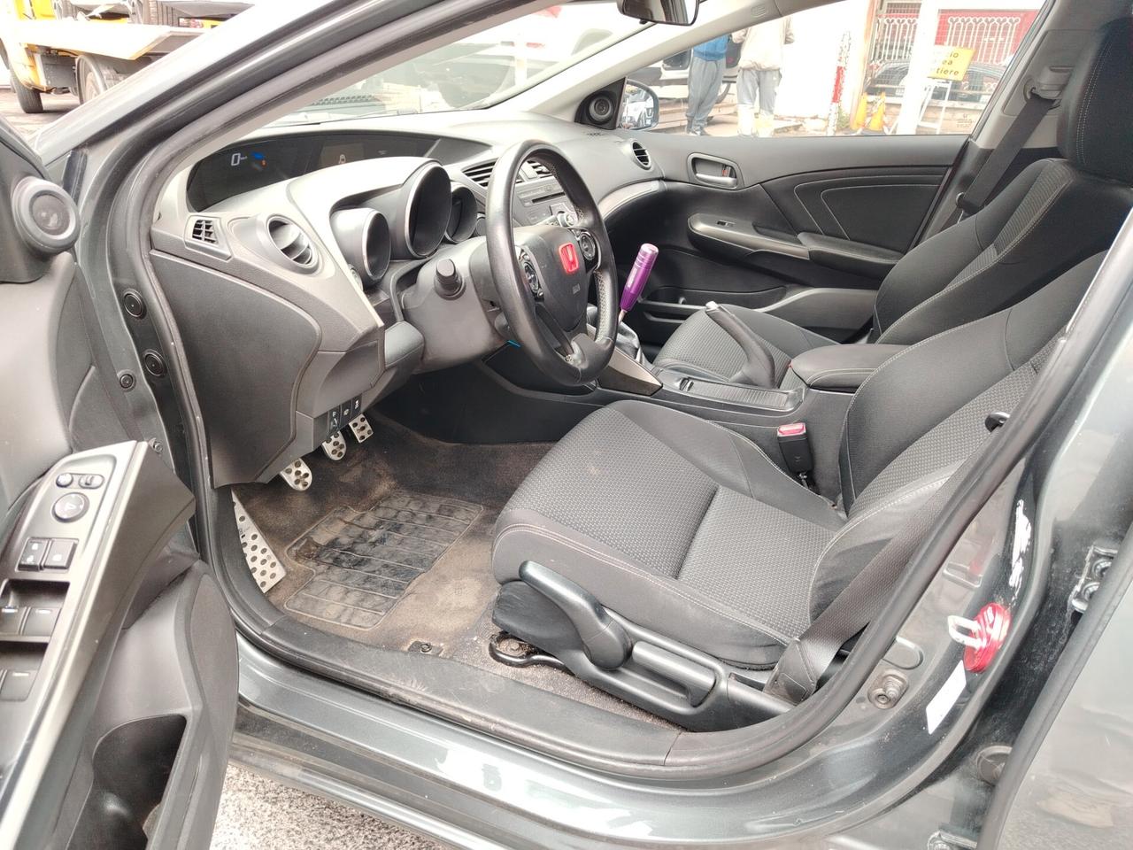 Honda Civic 1.4 i-VTEC Elegance Navi
