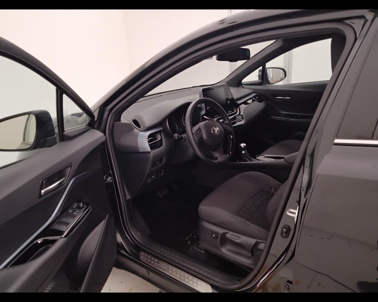 TOYOTA C-HR I 2020 - C-HR 2.0h Trend e-cvt