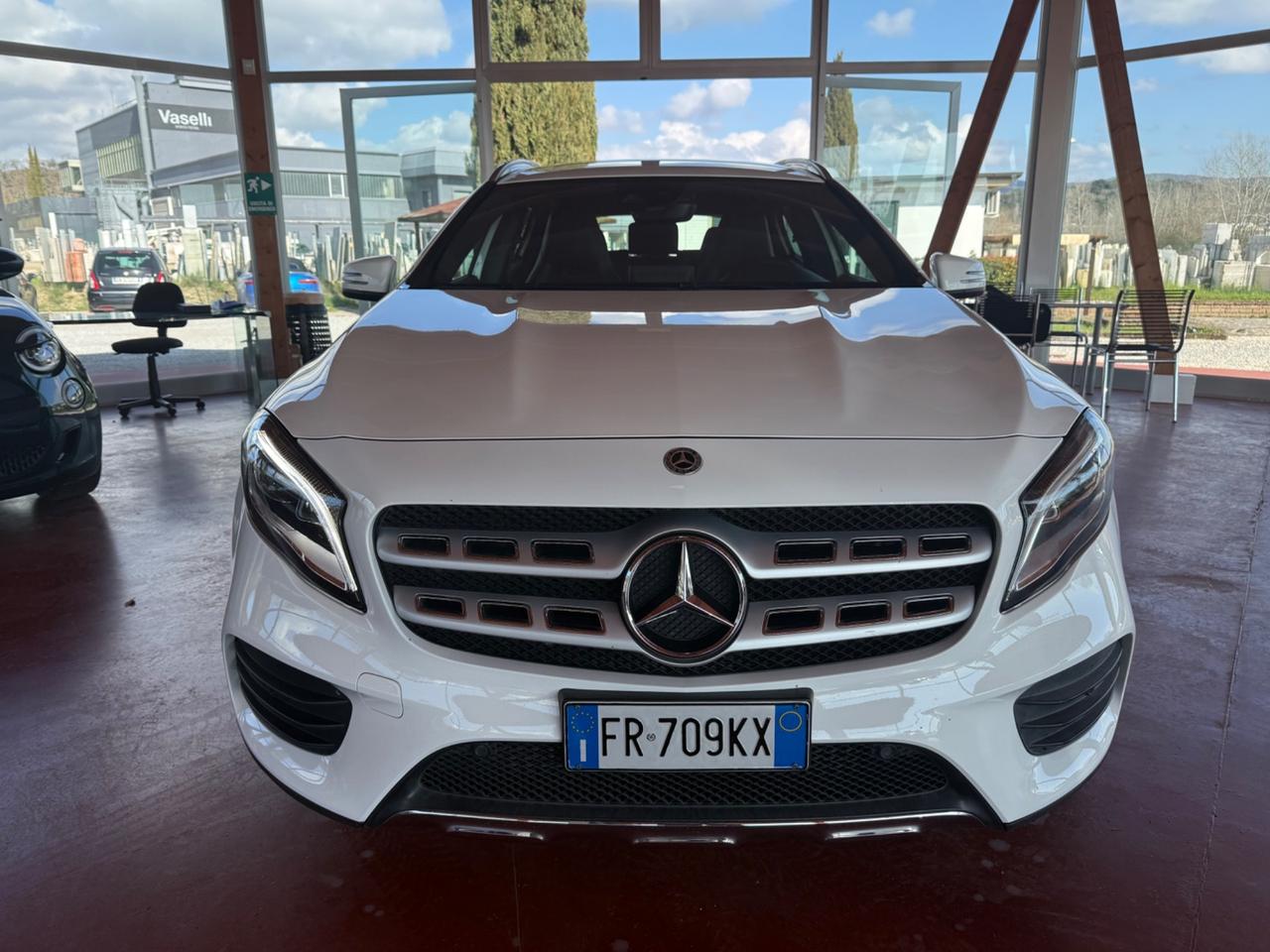 Mercedes-benz GLA 200 d Automatica