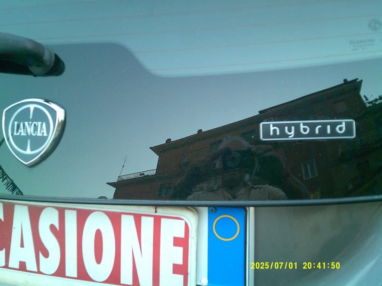 Lancia Ypsilon 1.0 FireFly 5 porte S&S Hybrid Silver