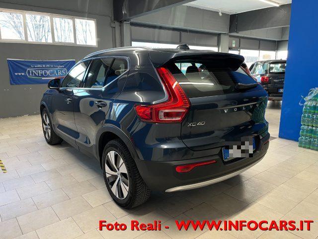 VOLVO XC40 T4 Recharge Plug-in Hybrid Inscription Expression